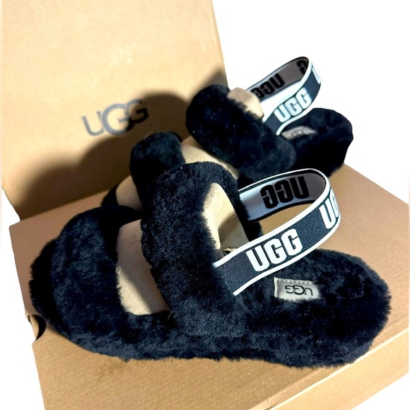 UGG Shoes - NWOT Ugg Slippers - size 10